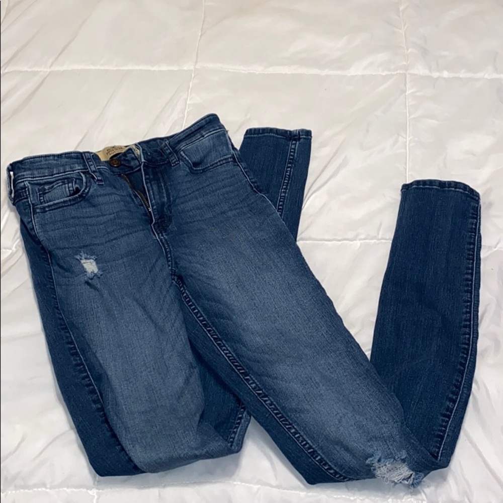 Hollister High Rise Jeans